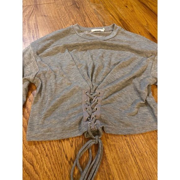 Lush women's grey flared sleeve with corset tie bottom pullover sweater size XS - Picture 3 of 7